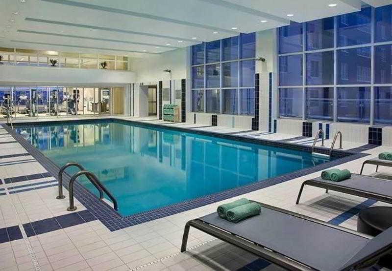 Residence Inn By Marriott Calgary Airport Bagian luar foto