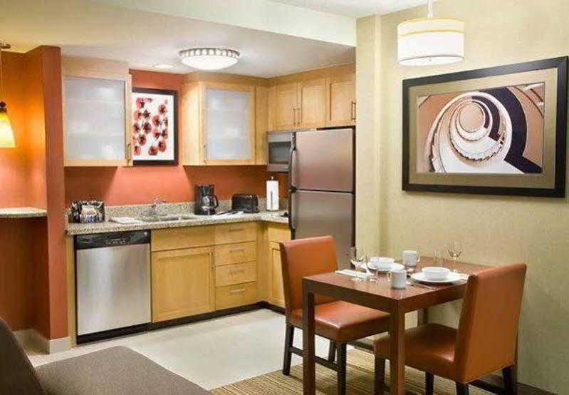 Residence Inn By Marriott Calgary Airport Bagian luar foto